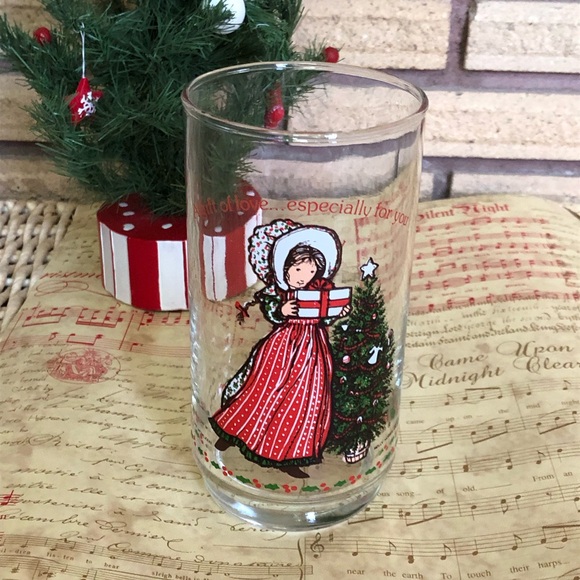 80's Christmas Coke Glass - Holly Hobbie Christmas - Coca Cola Collectible - Picture 7 of 11